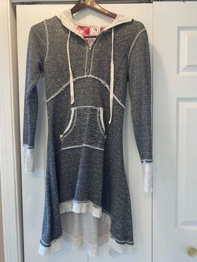 Women’s High-Low Hoodie Dress in Charcoal Gray boho